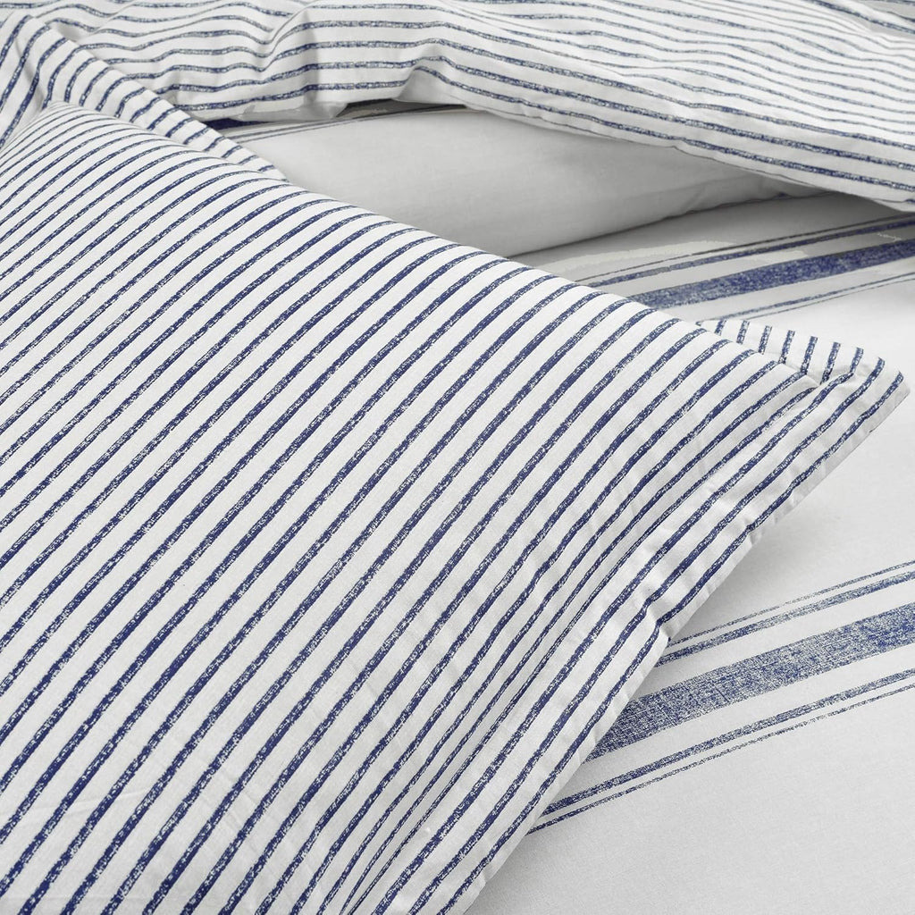 Lush Decor Farmhouse Stripe Reversible Cotton Comforter Set, 3 Piece Set, King, Navy - Cozy Farmhouse Bedding Set - Rustic Decor - Striped Comforter - Modern Farmhouse Bedroom Decor