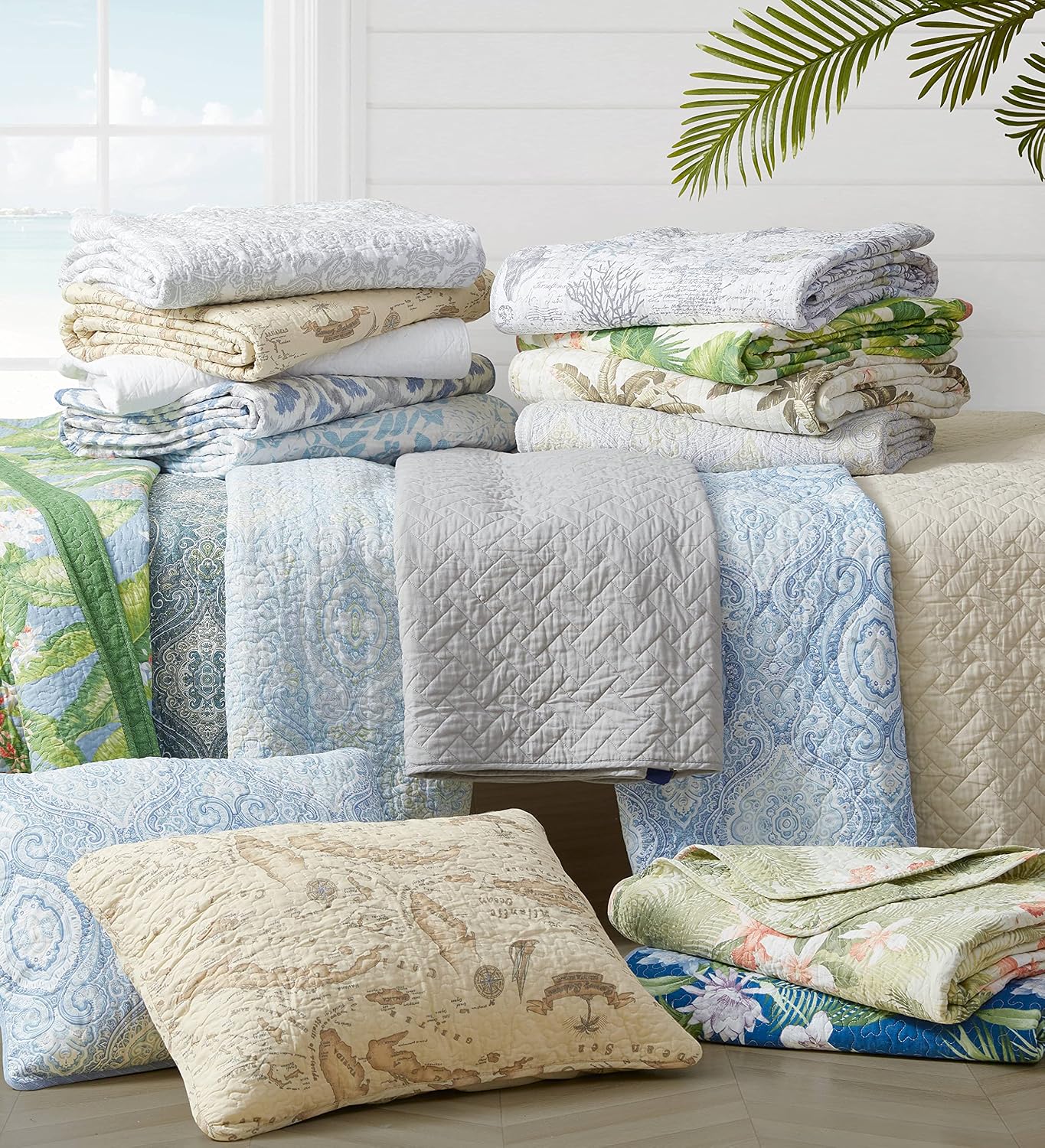 Tommy Bahama - Twin Quilt Set, Reversible Cotton Bedding with Matching Sham, Pre-Washed for Added Softness, Dorm Essentials (Bonny Cove Ivory)