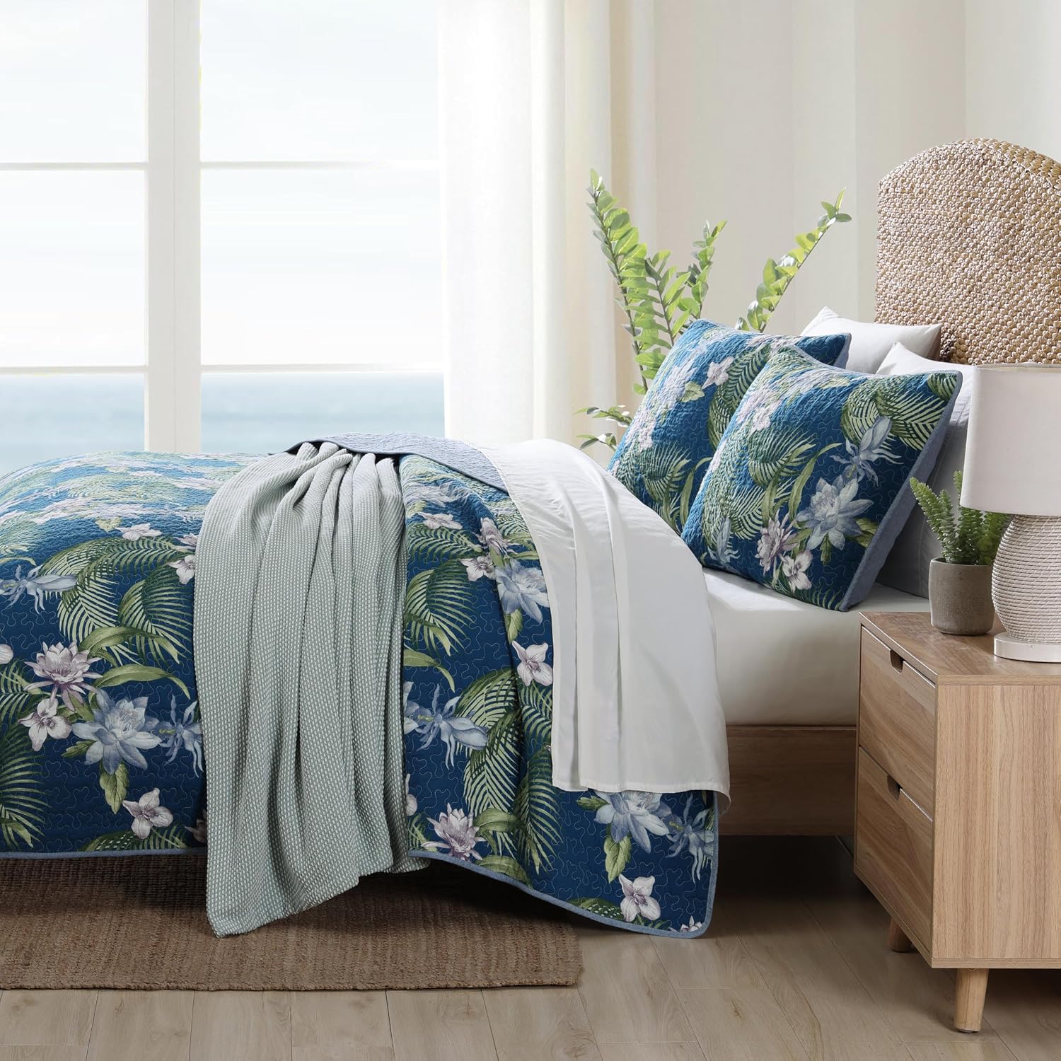 Tommy Bahama - King Quilt Set, Reversible Cotton Bedding with Matching Shams, Medium Weight, Oeko-Tex Certified (Southern Breeze Dark Blue)