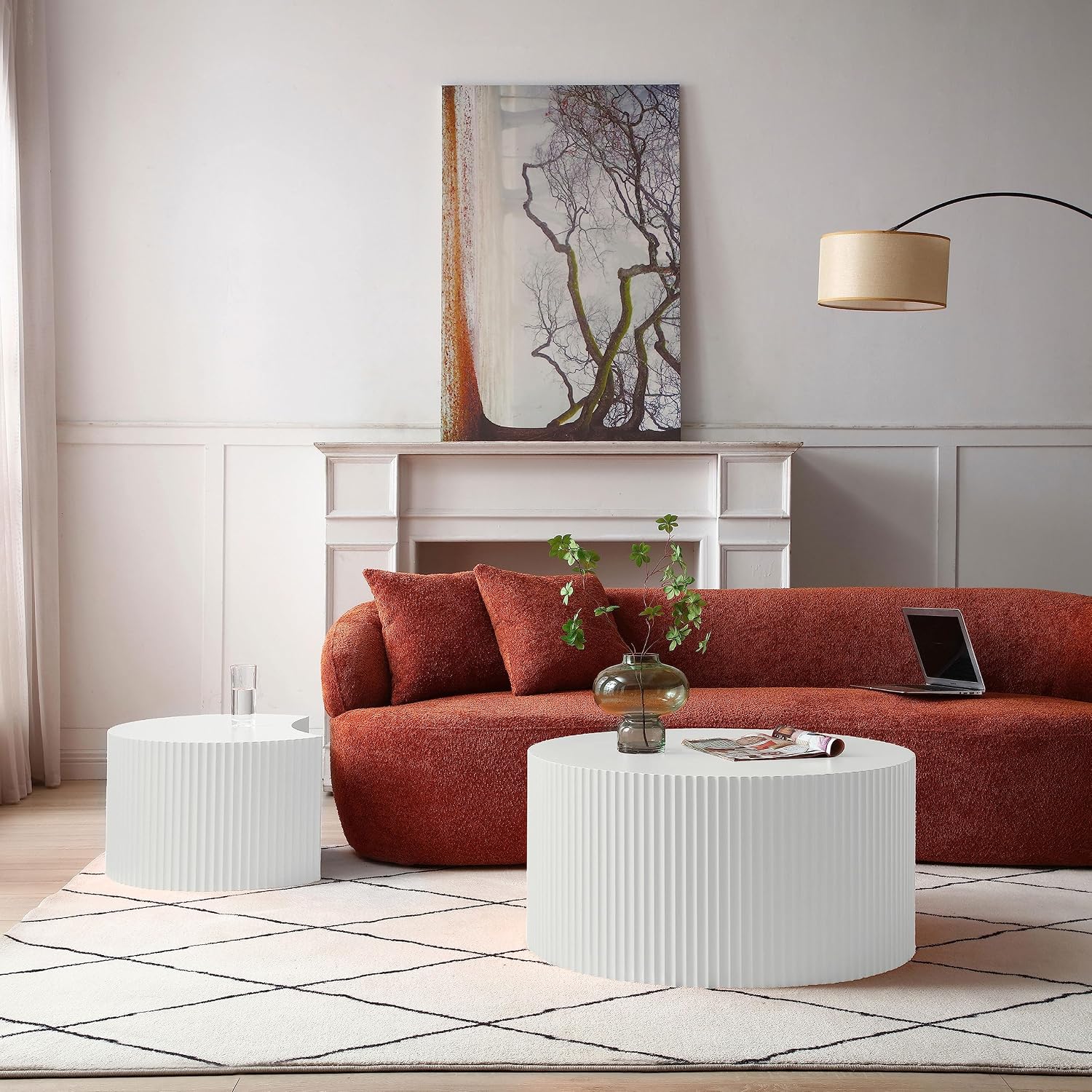 Round Nesting Coffee Table, Modern Wood Coffee Table Unique Shaped Set of 2 for Small Space, Living Room - White