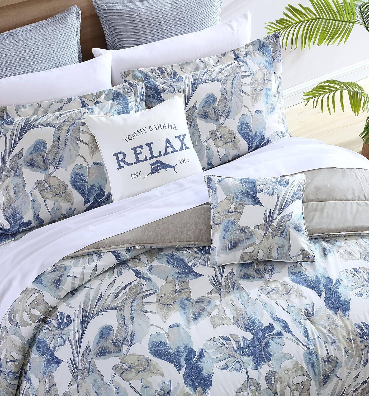 Tommy Bahama - Queen Comforter Set, Cotton Reversible Bedding with Matching Shams & Bedskirt, Super Soft Bedding Set (Raw Coast Blue, Queen)