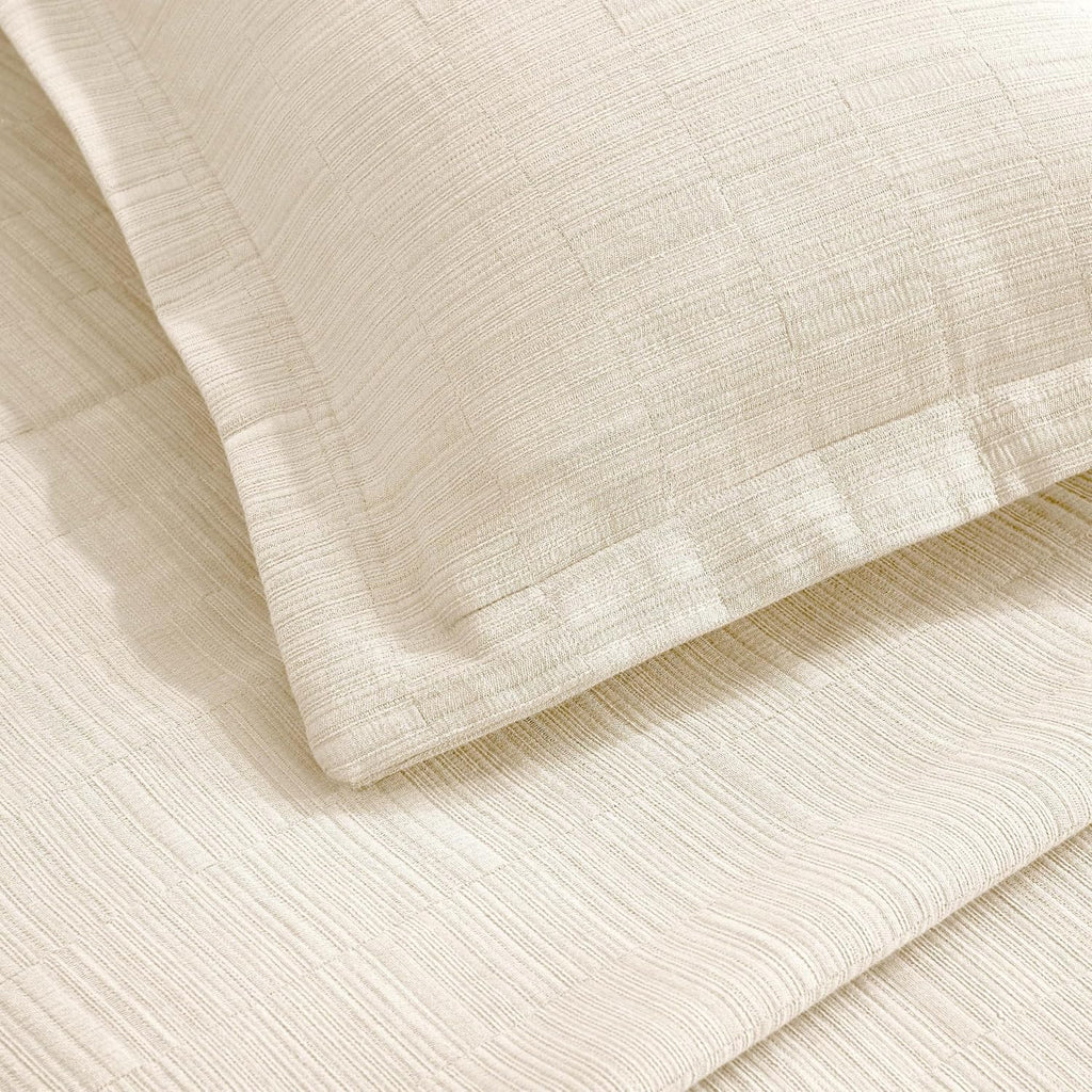 Superior 3 Piece Cotton Bedspread and Sham Set, Home Bed Decor, Decorative Bed Spread, 2 Pillow Shams, Medium Weight, Textured Matelasse Coverlet, Bedding Essentials, Zenith Collection, King, Ivory